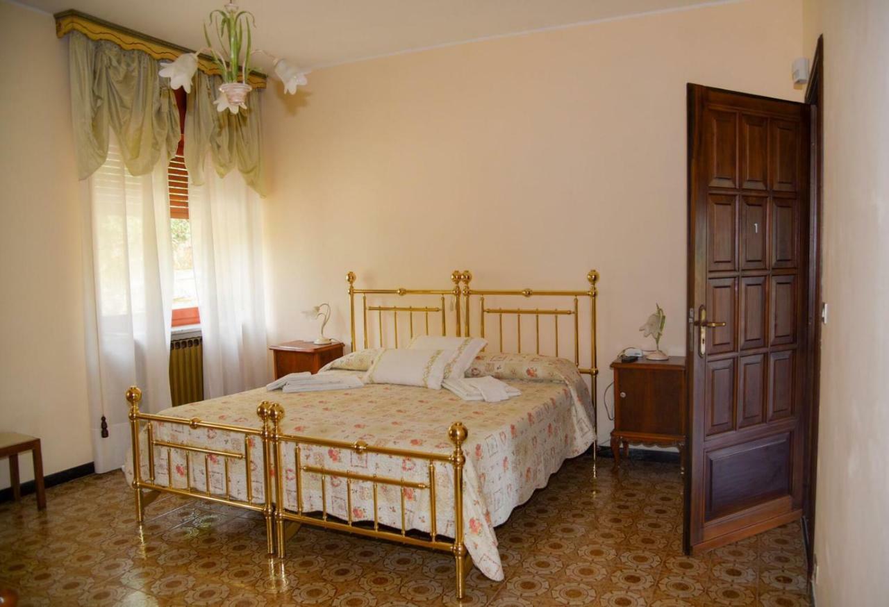B&B Le Coccinelle Torre Bormida エクステリア 写真